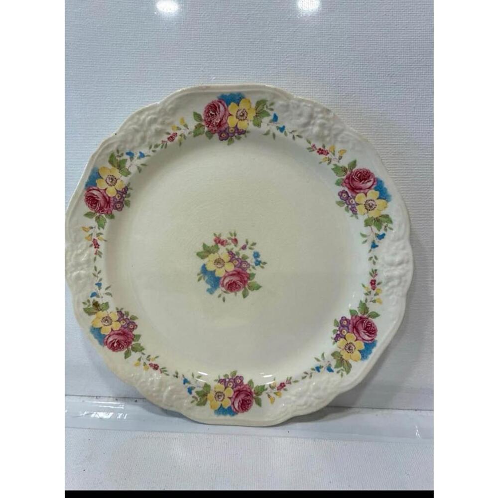 Chelsea Floral Decorative Plate